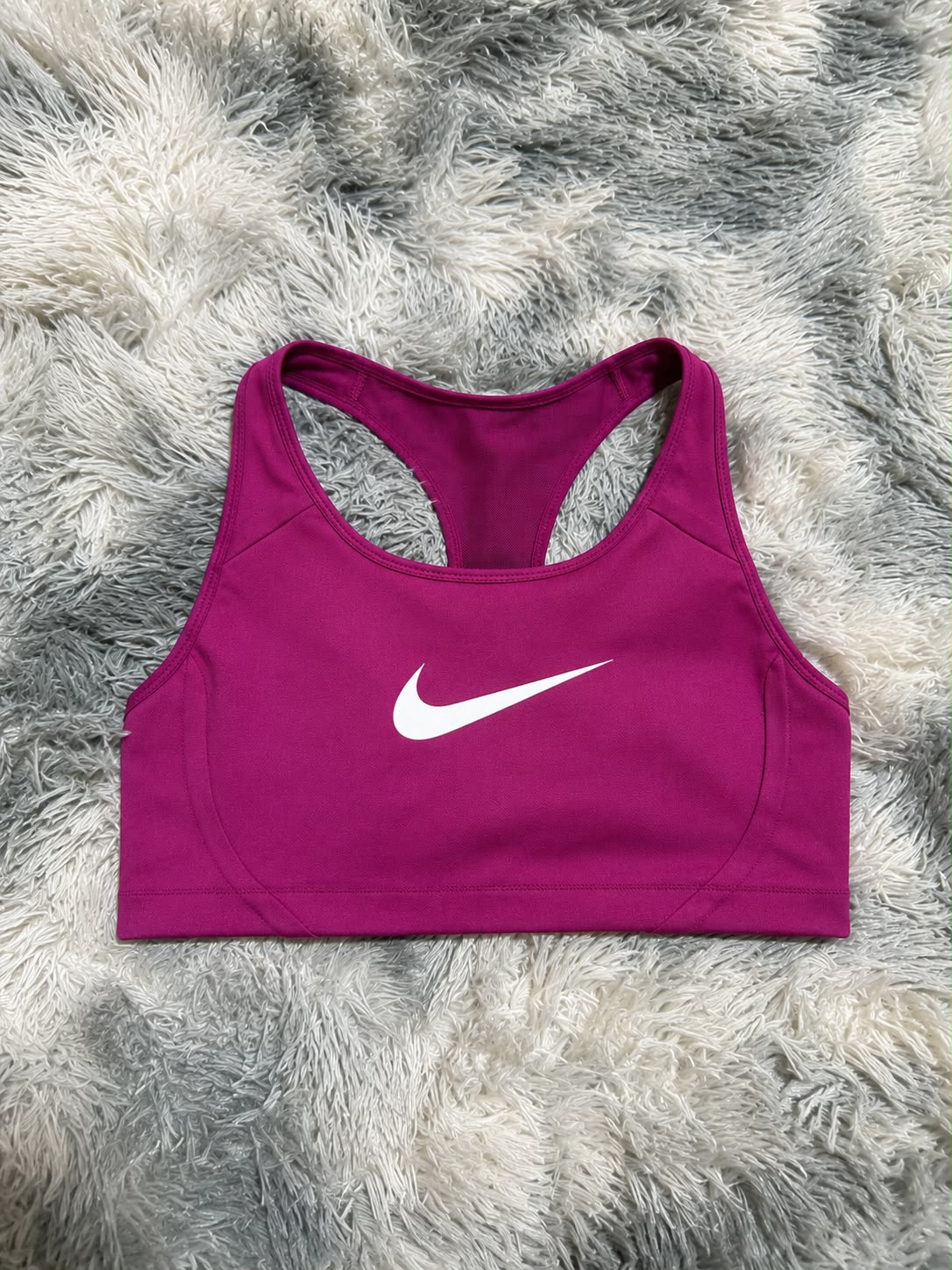 Top Deportivo Nike Mujer  Fucsia Talla S